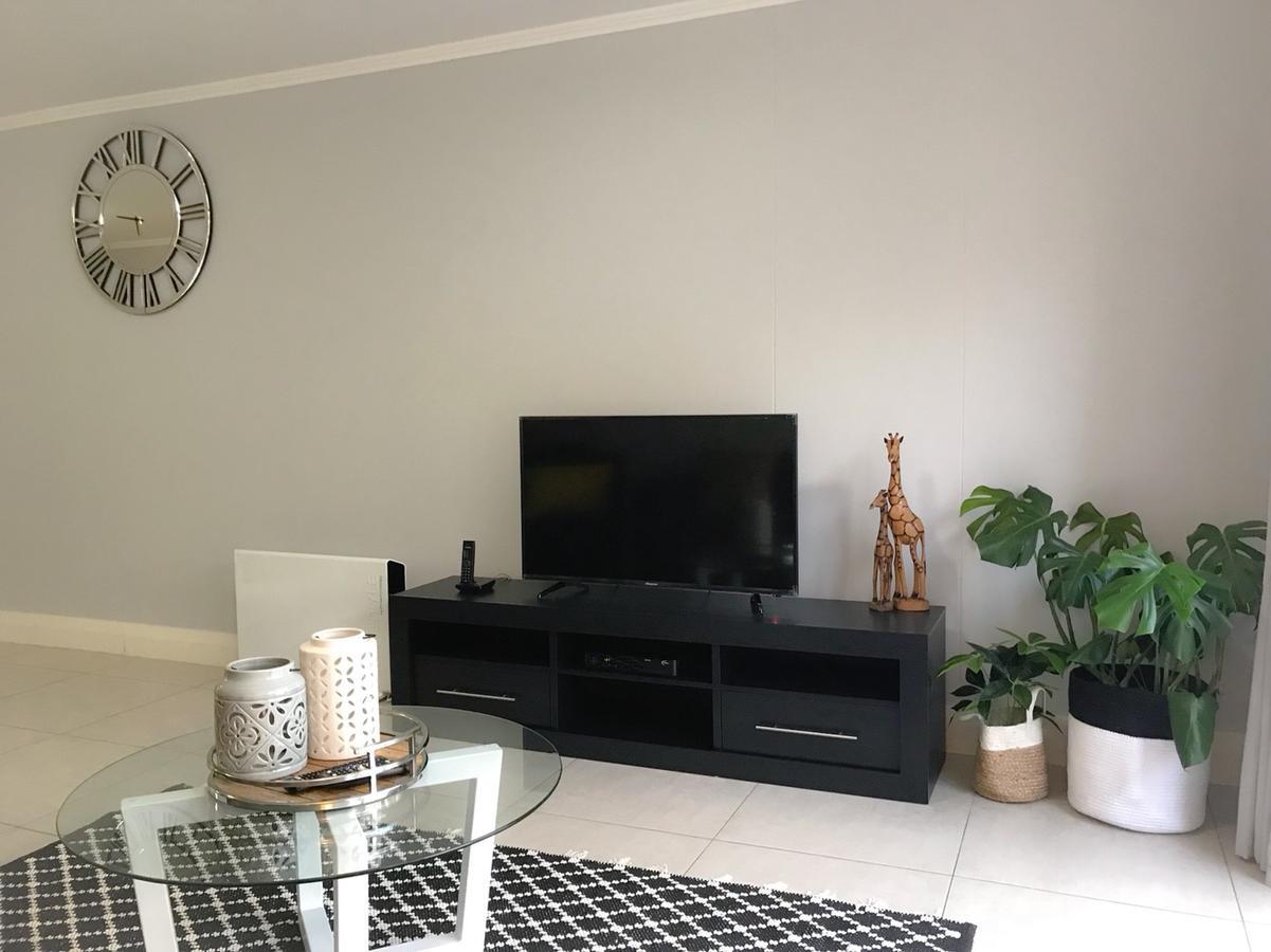 131 Yellowwood Ashton Park Apartment *