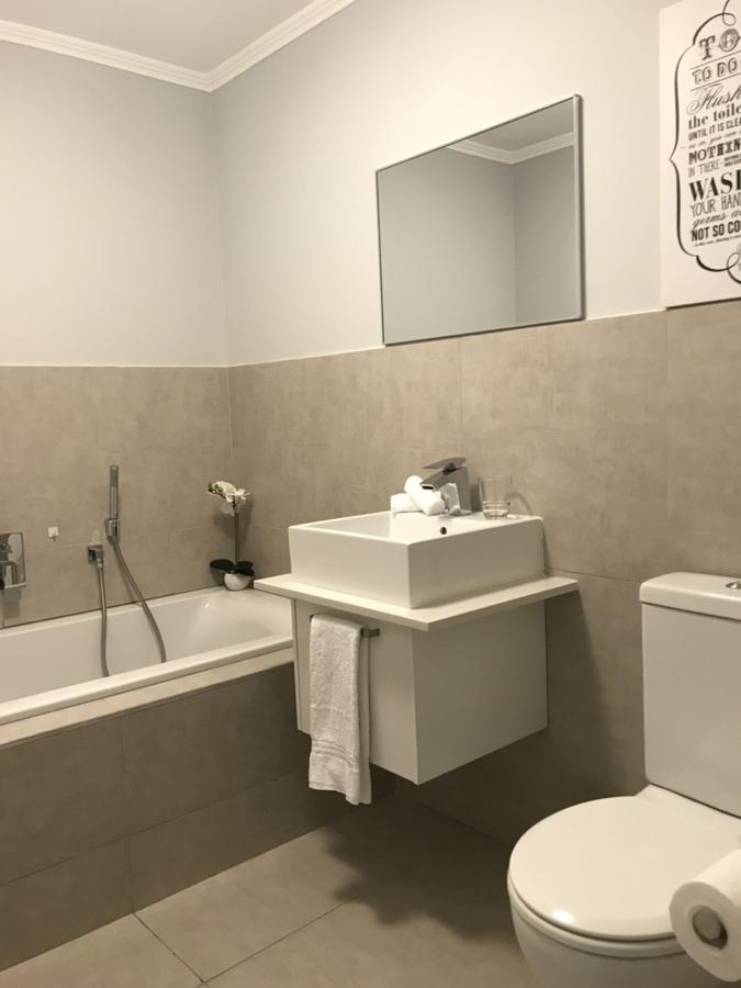 131 Yellowwood Ashton Park Apartment