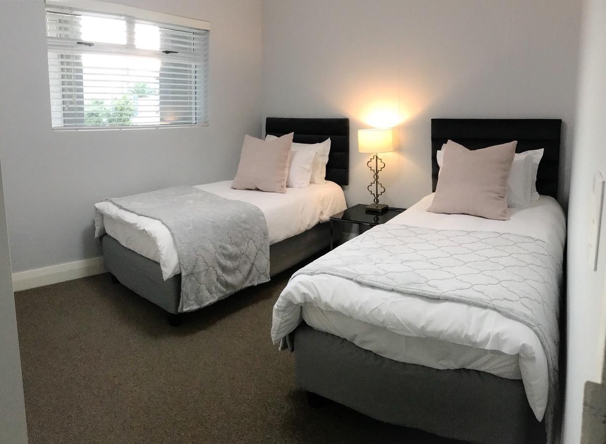 131 Yellowwood Ashton Park Apartment